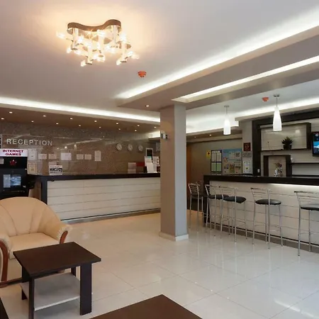 Vemara Club And - Free Parking And Free Access 호텔