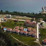 Vemara Club And - Free Parking And Free Access Ξενοδοχείο 3*