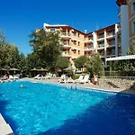 Vemara Club And - Free Parking And Free Access Ξενοδοχείο 3*