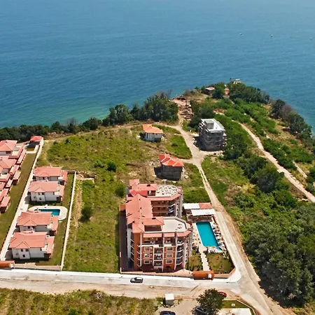 Vemara Club Готель 3*