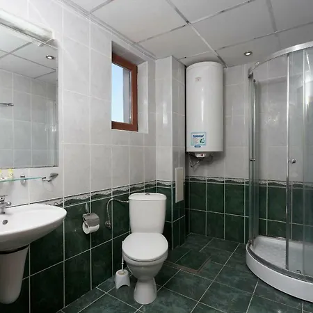 Hotel Vemara Club And - Free Parking And Free Access