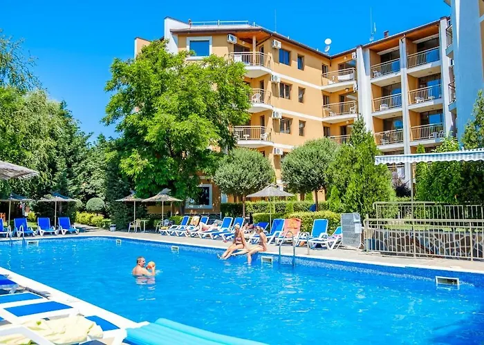 Vemara Club And - Free Parking And Free Access Obzor